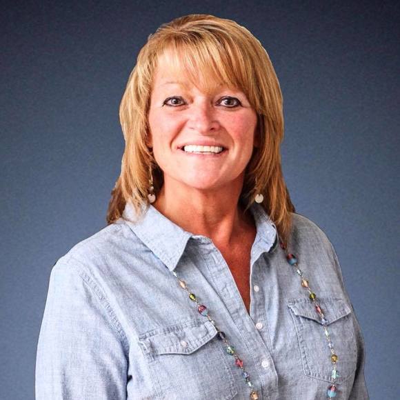 Meet your Posher, Debbie - Picture 1 of 1